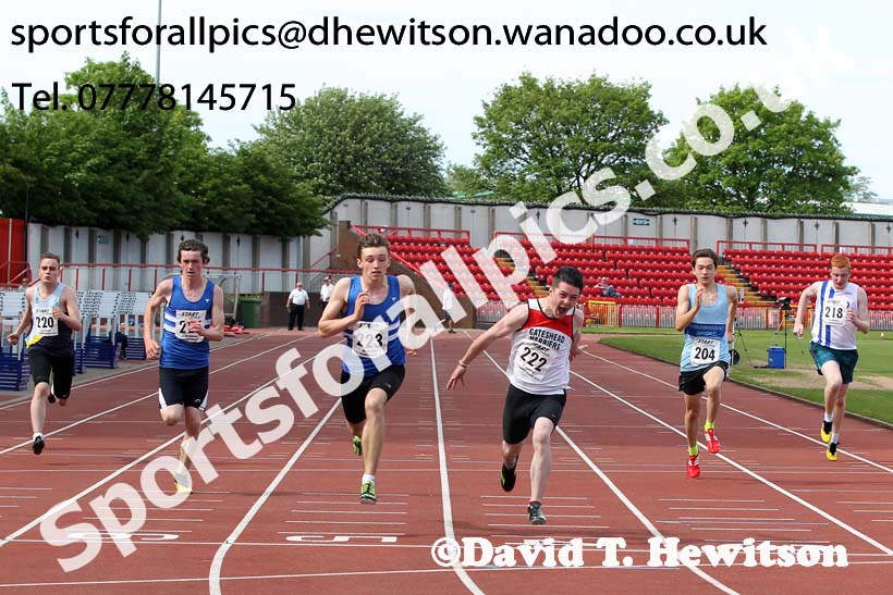 Under-15 boys 100 metres at the North Eastern Championships, Gateshead International Stadium.  Photos: David T. Hewitson/Sports for All Pics